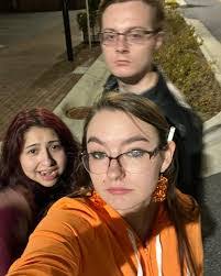 Abbey Holman's Instagram, Twitter & Facebook