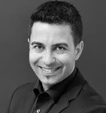 Daniel Knaus's Instagram, Twitter & Facebook