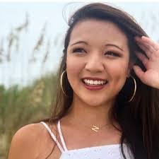 Nicole Byram's Instagram, Twitter & Facebook