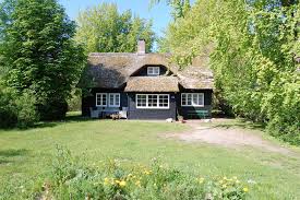 Hostel in ahrenshoop 12 aktuelle adressen mit bewertungen und öffnungszeiten jetzt bei lokalwissen anzeigen! Ferienhaus Zum Hohen Ufer Ferienhauser Ostseebad Ahrenshoop Unterkunfte Zimmervermittlung Ahrenshooper Ferien