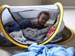 So, what do you do when you're away from home and need a private comfy place for your little one to nap? Kidco Peapod Travel Bed Review It S A Family Thing
