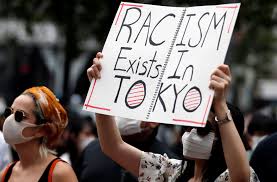 Hatatchi desu (二十歳です。) to say and a half, just add han (半) after sai. Japan Broadcaster S Offensive Cartoon About Black Lives Matter Protests Prompts U S Anger The Washington Post
