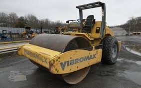 Vibromax VM106PDB Padfoot Compactor