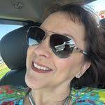 Lisa Hites's Instagram, Twitter & Facebook