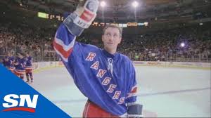 He played 20 seasons in the national hockey league (nhl) for four teams from 1979 to 1999. 18 April 1999 Als Eishockey Seinen Grossten Spieler Verlor Kurier At