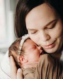 Just captured the sweetest moments for my best friend as they welcomed  their beautiful baby girl, Scottie May, into their family of three. The  love, the joy, the soft little sighs—pure magic.