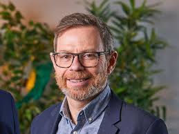 Good Ad X Bad Ad: Bring Your Campaigns for Debate