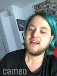 Dustin Schoonover's Instagram, Twitter & Facebook