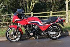 Picture Of Kawasaki Gpz1100 A1 Unitrack Gpz 1100 All Original Us Import Kawasaki Run And Ride Classic Bikes
