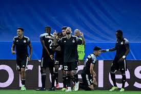 Fc sheriff tiraspol star adama traore had to receive medical treatment during his side's champions league encounter against real madrid . Sheriff Beat Real Madrid At The Santiago Bernabeu In Historic Champions League Upset Football Espana