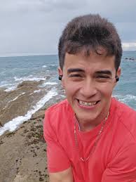 Videos de Andres (@andresdavilol) con “Sorry