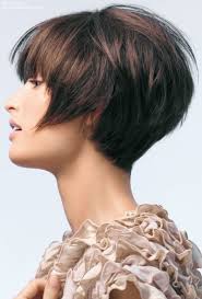 She enjoys a variety of styles from the most carefree to the very bold. 47 Stacked Haircuts You Ll Be Dying To Try Checopie
