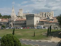 Tripadvisor has 159,786 reviews of avignon hotels, attractions, and restaurants making it your best avignon resource. Avignon Frankreich Provence Sehenswurdigkeiten Bilder Rundgang