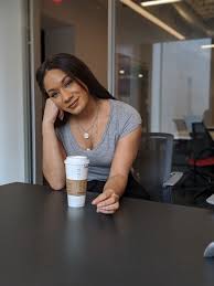 Your Guide To Smart Business Casual Workplace Style