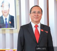 Hồ văn cường và phương mỹ chi có cuộc sống khác biệt sau khi nổi tiếng từ cuộc thi âm nhạc nhí. 9dxj6ninbmld2m