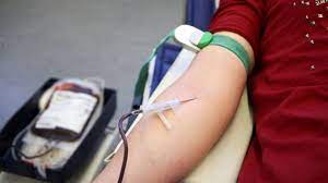 Bei der eigentlichen blutspende wird blut abgenommen und in seiner natürlichen anschließend wird die nadel wieder entfernt und ein druckverband wird angelegt, der. Rotes Kreuz Ruft Besonders In Berlin Und Brandenburg Zu Blutspende Auf Rbb24
