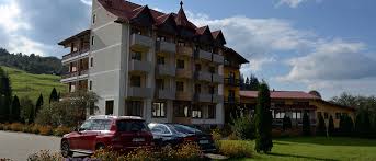 Va asteptam la pensiunea sandru si centrul spa aqua alpin ,in inima bucovinei, cu un peisaj minunat ,aer curat de munte si oameni. Hotel È™andru LiniÈ™te DeplinÄƒ La Poalele RarÄƒului