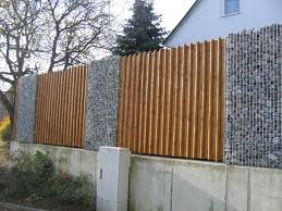 Die Klassik Der Modernen Gartengestaltung Holzzaun Holzzaun Zaun Garten Gartengestaltung