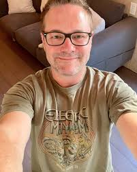 Today, we begin shooting “The Muppets Mayhem” for Disney+ and I am so  grateful to be carrying Sgt. Floyd Pepper into this series. I am wearing a  shirt that belonged to my