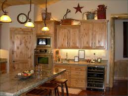 Printed on the same machines that manufacture one of the world's leading brands of carpet, this kitchen rug set is extremely durable, even in a high. Rustic Kitchen Theme Novocom Top