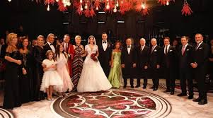 Sedat peker'in ifşa videosundan sonra 23 gün konuşmayan süleyman özışık, hakkındaki iddialara cevap verdi. Sarigul Un Oglu Evlendi Gokcek Sahit Oldu