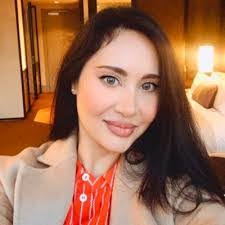 Natasha Dagher's Instagram, Twitter & Facebook