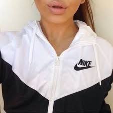Black And White Sweatshirt For Girls Fashion Black And White Sweatshirt Girl Jacket Coat From Megafashion Nike Outfits Athletic Outfits Fashion
