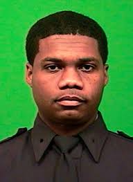 Judge Upholds Gun Arrest Made by New York Officer Who Was Later Killed