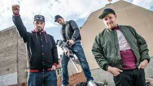Anarchie und alltag + bonusalbum atombombe auf deutschland. Antilopen Gang Und Fehlfarben Das Hier Ist Musik Fur Freaks