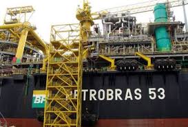 Petrobras vende gasolina mais barata e preocupa mercado após balanço do 1° tri