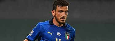Florenzi is a roma legend having come through the academy to play. Psg Schnappt Sich Wohl Roma Verteidiger Alessandro Florenzi