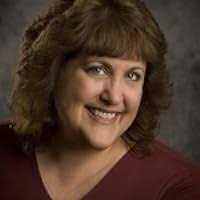 Holly Badger's Instagram, Twitter & Facebook