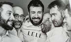 Accadde oggi è il primo sito italiano dedicato ai fatti del giorno nella storia. Giuliano Sangiorgi L Ultimo Singolo Dei Negramaro E Dedicato A Lele Radio 105