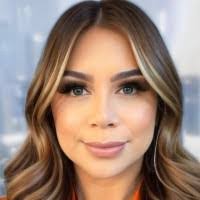 Carly Yeager's Instagram, Twitter & Facebook