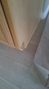 Kitchen cabinet refinishing is achieved by painting or staining the cupboard and cabinetry doors. Why Did My Installer Install 1 4 Round Corners Like This And How Can I Fix It Home Improvement Stack Exchange