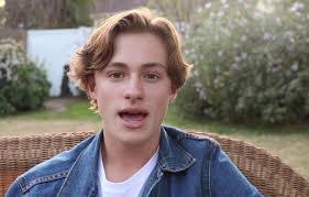 Corey Pepper's Instagram, Twitter & Facebook