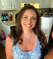 Can someone change the background? Like