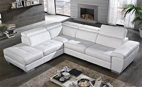 I suoi 6 cuscini dello schienale e la sua spaziosa chaise longue. Mondo Convenienza Divano Angolare Bianco Viola Divano Angolare Divano Mondo Convenienza Soggiorno Divano Bianco