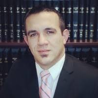 600+ profilů „Langfield“