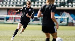 Canadian national soccer team member quinn speaks with anastasia bucsis about coming out 2021 hype video for the canadian womens national soccer team prior to the shebelievescup 2021. Opinion They Play Here Ol Reign Player Quinn Is Proof Trans People Do Belong In Sports South Seattle Emerald