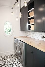 5 Laundry Room Ideas From Designer Gillian Pinchin Modern Laundry Rooms White Laundry Rooms Laundry Room Design