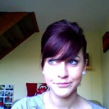 carla knowles (@caz24xx)