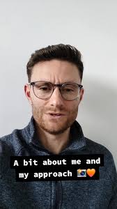 Hi! I'm Scott, a wedding photographer from Edinburgh. Here's some  information