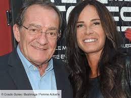 Nathalie marquay grandit à comines dans le nord de la france. Nathalie Marquay Sexy Decollete Plongeant Et Ventre A L Air La Femme De Jean Pierre Pernaut Est Canon Femme Actuelle Le Mag