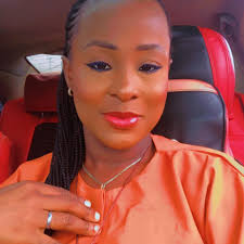 No English Word Has Double “oo” except Good, Hood and book!