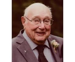 Donovan Hoffman's Instagram, Twitter & Facebook