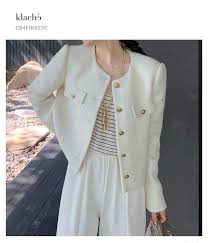 GOM ORDER] Áo khoác dạ tweet Klache khuy vàng sale 88% 👉🏻 #620k/áo 👉🏻2  màu: ivory/ black - Freesize Chiếc áo khoác này mang đến vẻ ngoài thanh  lịch nhờ vào chất