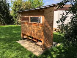 Fertig Und In Benutzung Mit 2 Volkern Bienenhaus Bienenhaltung Bienen