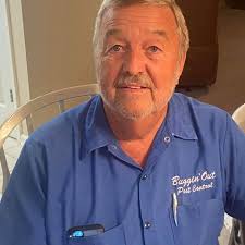 What are good pest control services to use or avoid?