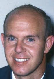 Robert Flinders's Instagram, Twitter & Facebook